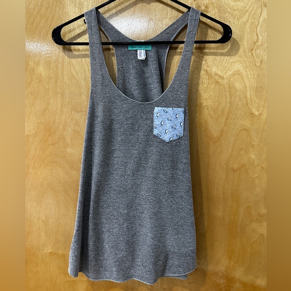 XS Vintage Nola Couture Women’s Tank Top with Oyster Print “Pocket” Design - Picture 1 of 4